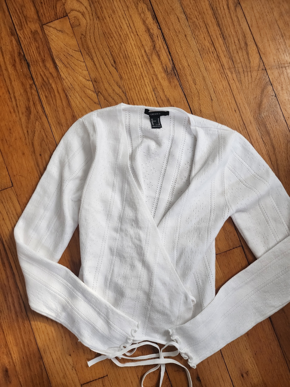 Forever 21 White Eyelet Knit Wrap Cardigan Top M
